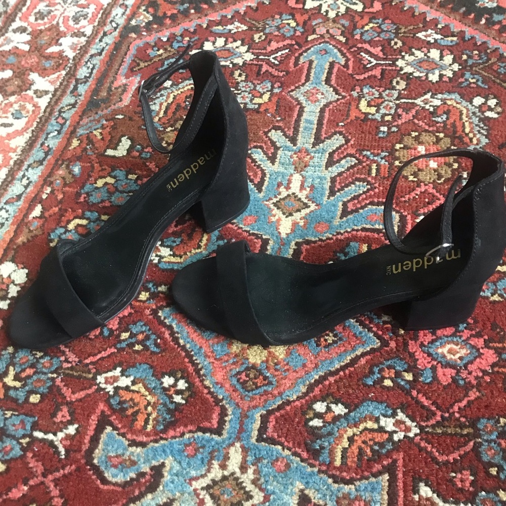 Madden NYC Black Heeled Sandals